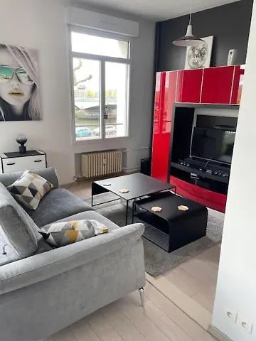 Apartment Appt Centre